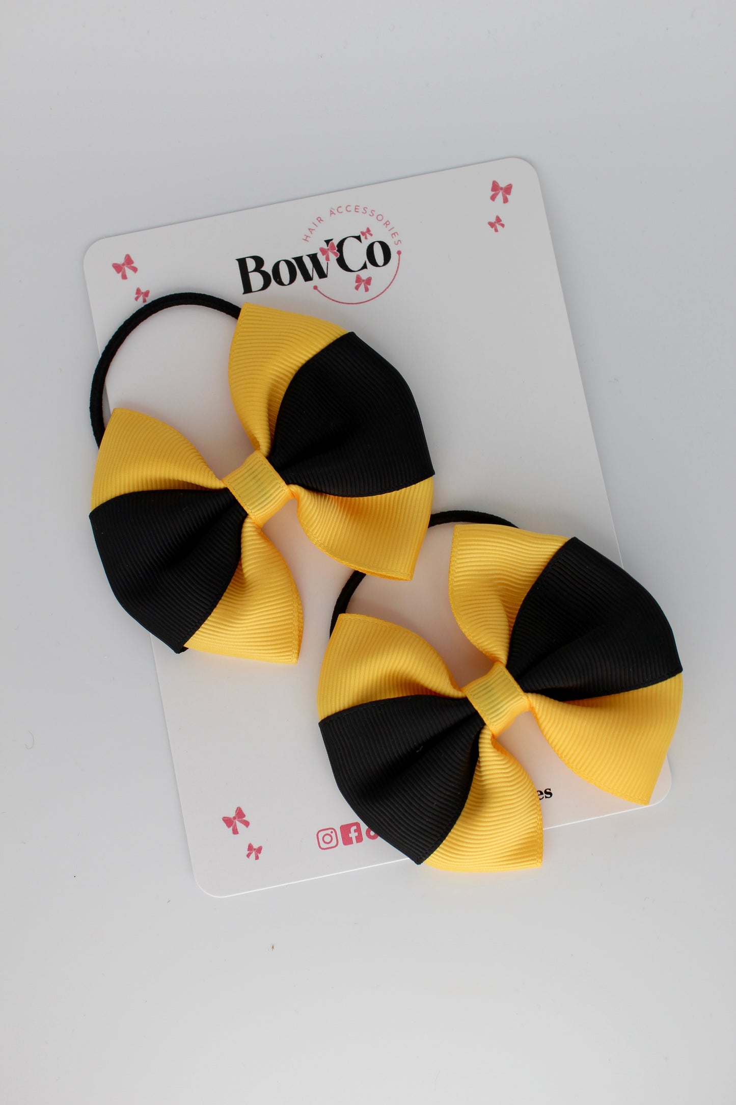 Black and Yellow Gold - Round Tuxedo Bow Set - Elastic