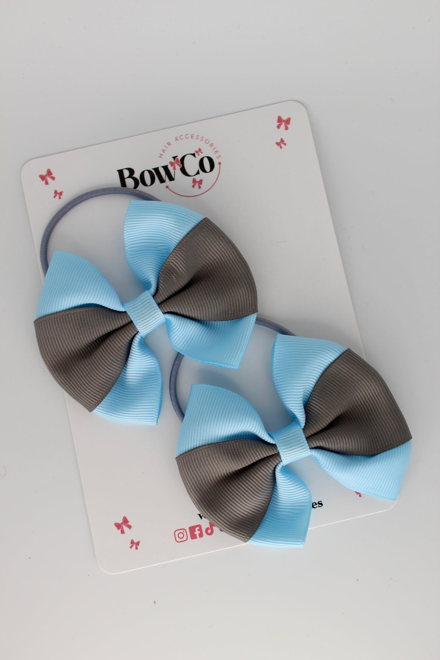 Blue Topaz and Metal Grey - Round Tuxedo Bow Set - Elastic