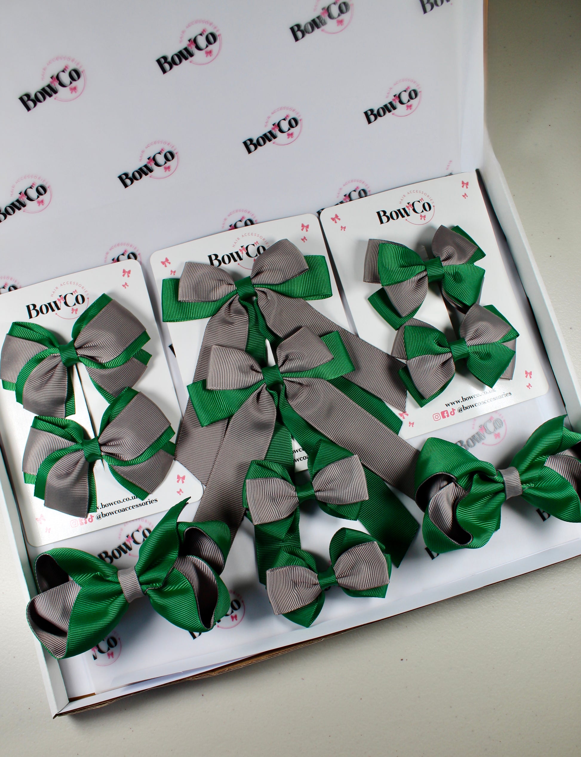 School Bow Bundle Saver - 10 Pack - Green and Grey - Clip